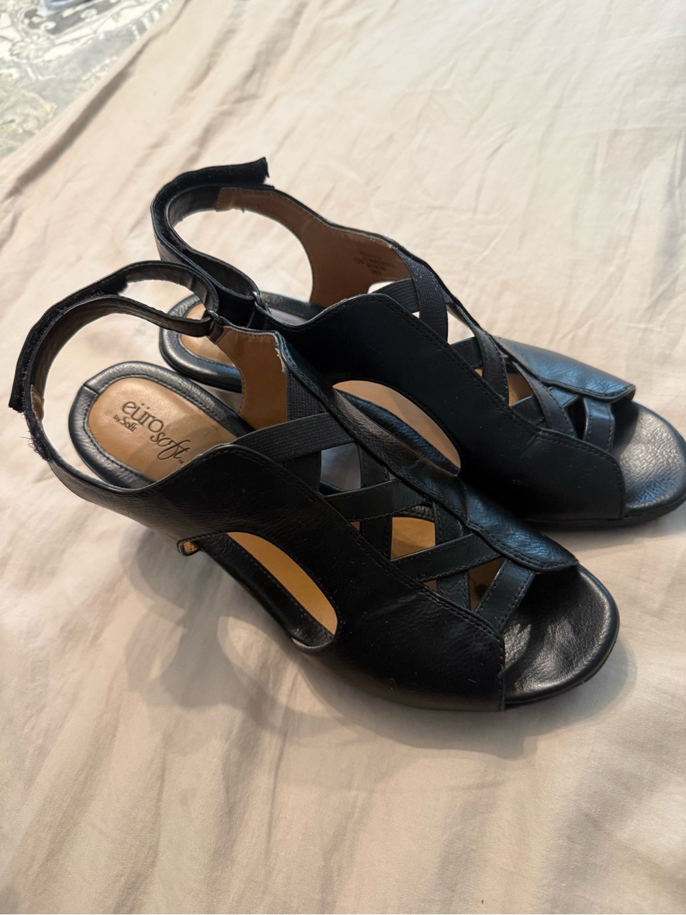Eurosoft Black Leather Peep-Toe Slingback Heels